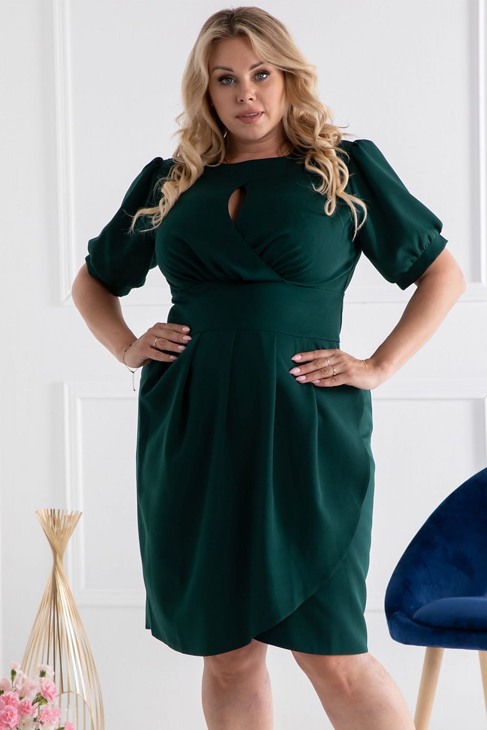 Plus size dress model 169161
